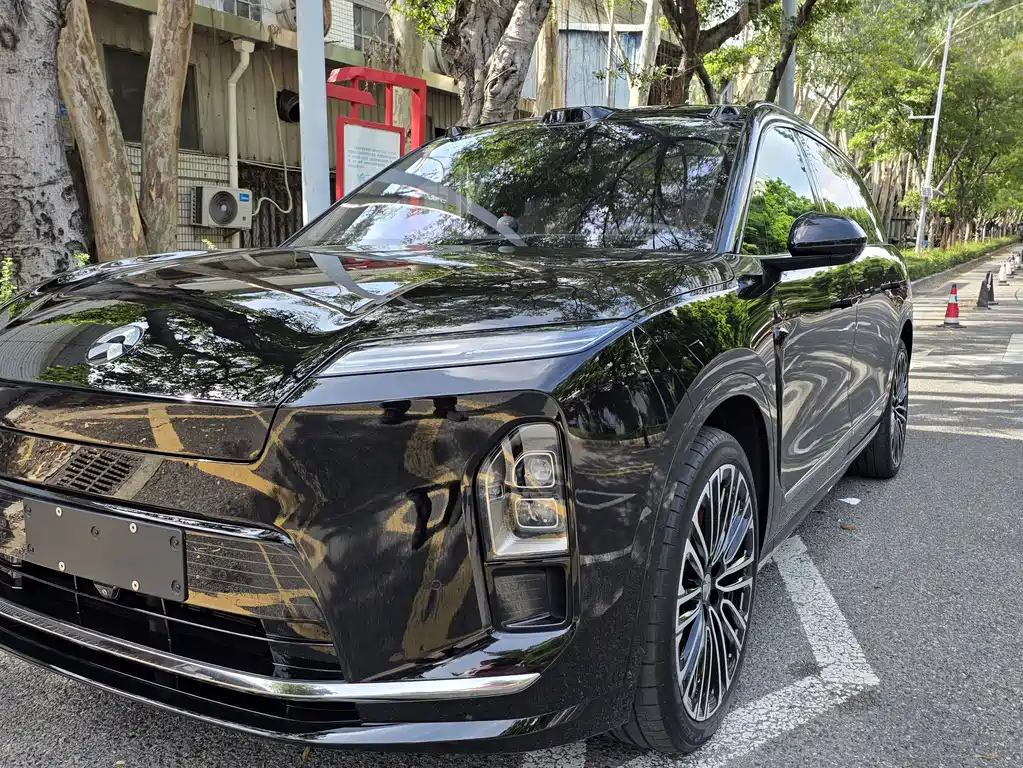 NIO ES8 2026 мест Executive