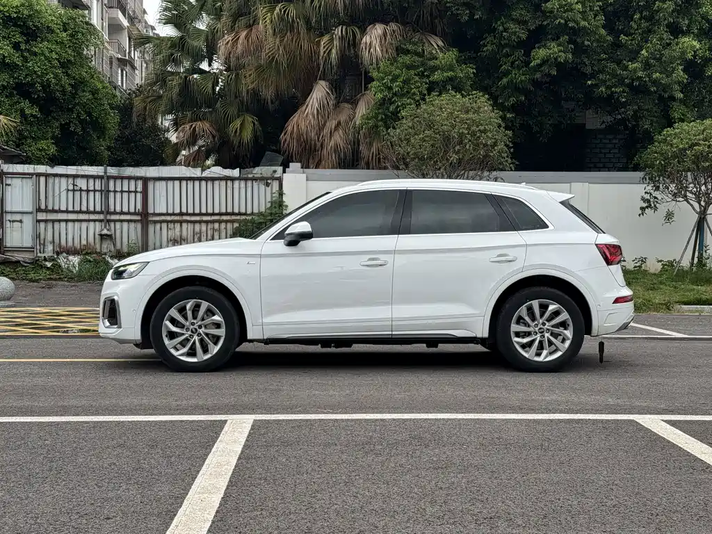 Audi Q5L — миниатюра 3