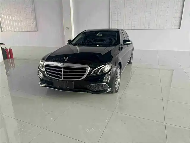 MERCEDES-BENZ E CLASS 2020