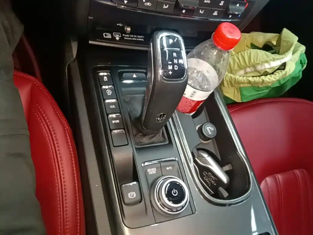 Maserati Ghibli — миниатюра 14