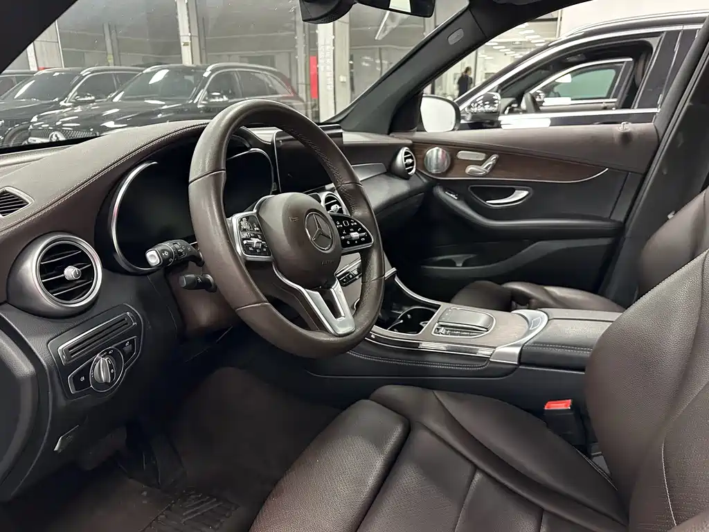 Mercedes-Benz GLC 2021 GLC 300 L 4MATIC