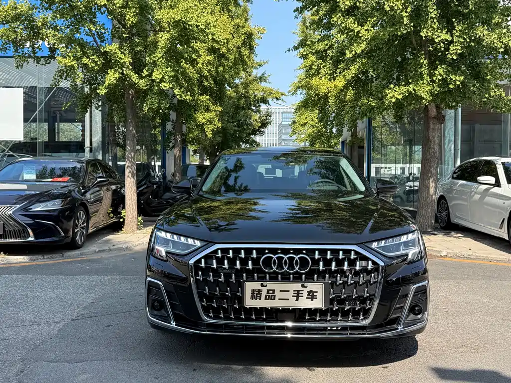 Audi A8 2025 A8L 55 TFSI quattro Flagship