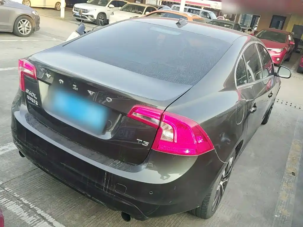 Volvo S60 — миниатюра 7
