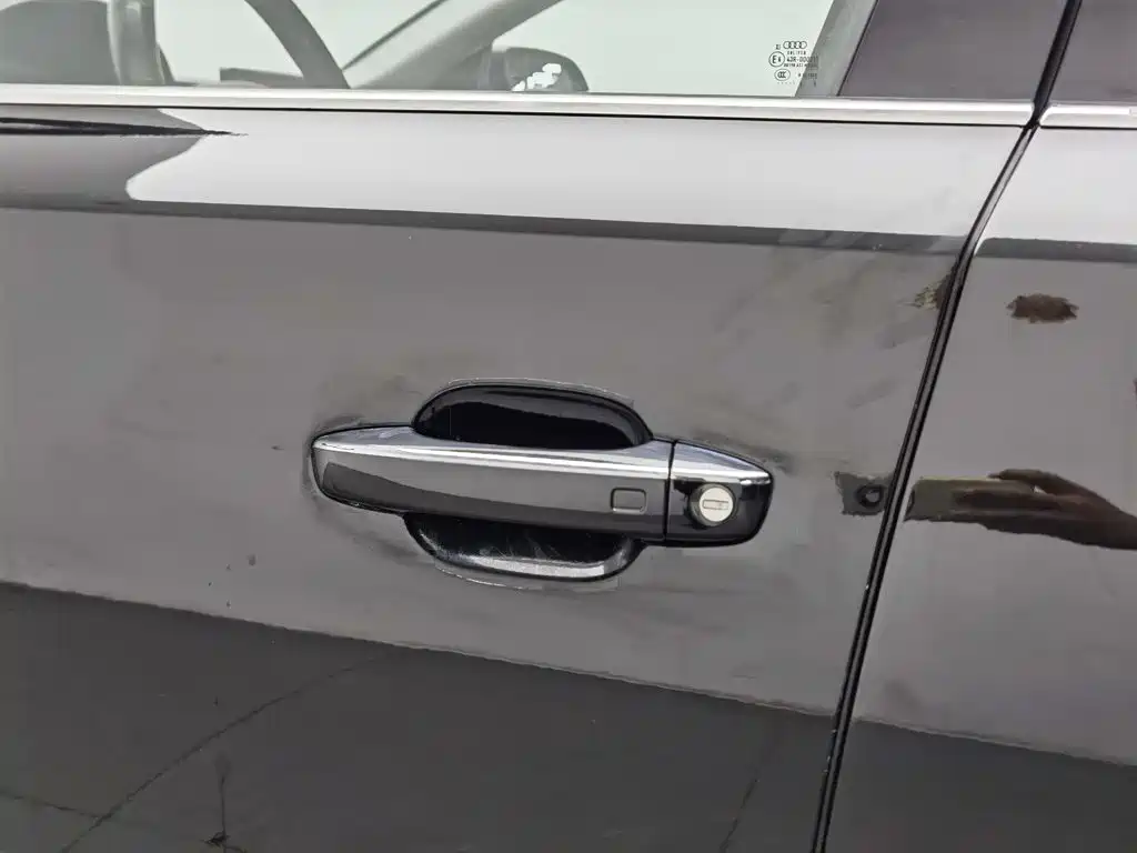 Audi A8 — миниатюра 18