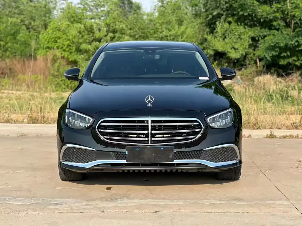 Mercedes-Benz E-Class E 2023 E 300 L Fashion