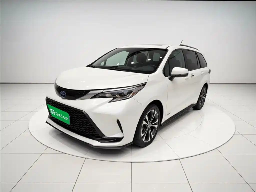 Toyota Granvia 2023