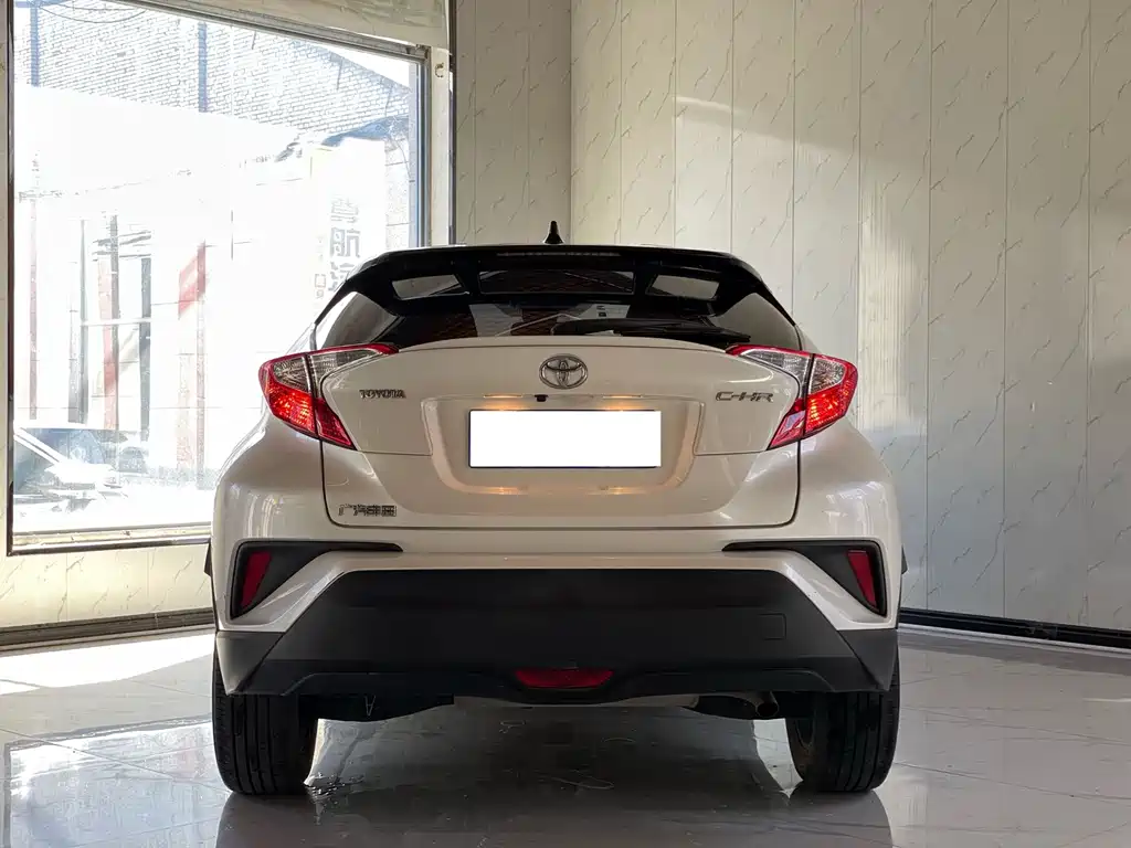 Toyota C-HR — миниатюра 4