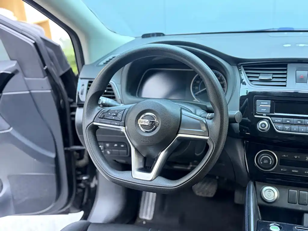 Nissan Sylphy EV — миниатюра 7