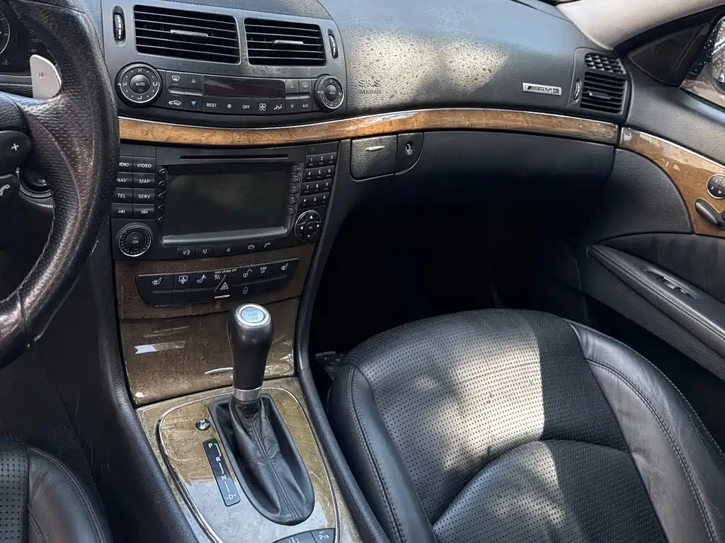 Mercedes-Benz E-Class AMG — миниатюра 10