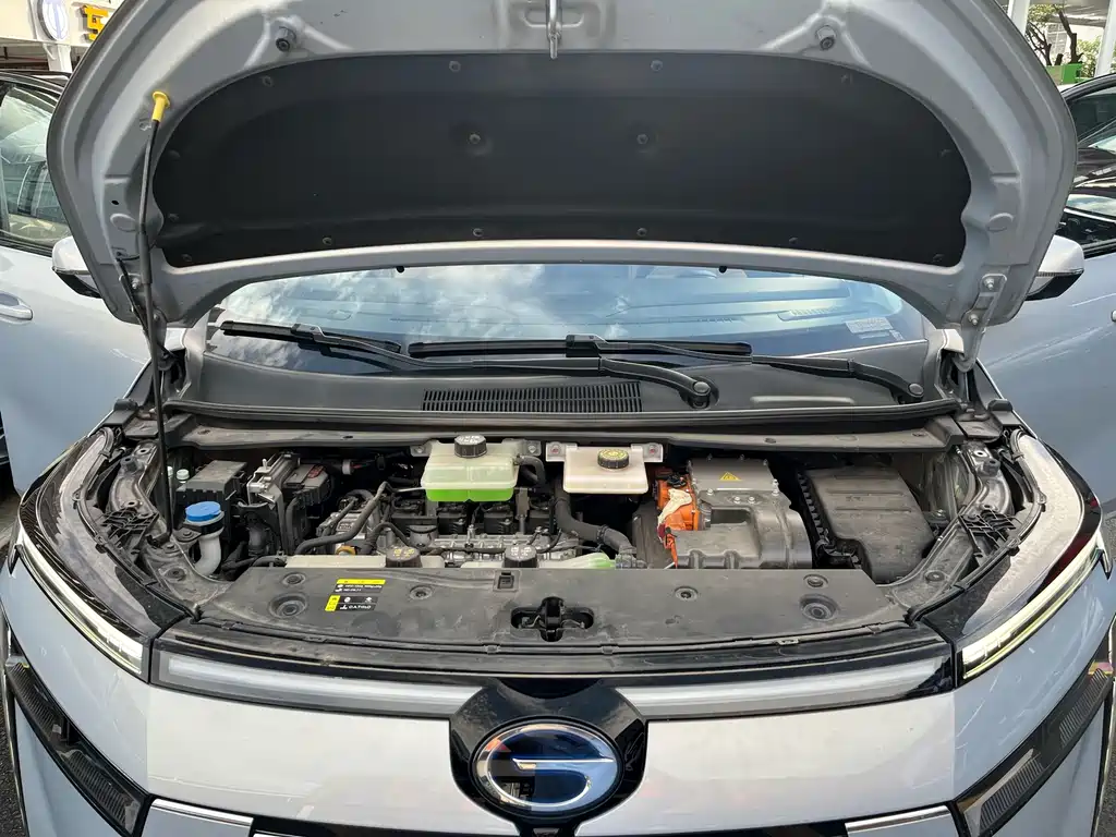 GAC Motor 传祺E8 PHEV — миниатюра 22