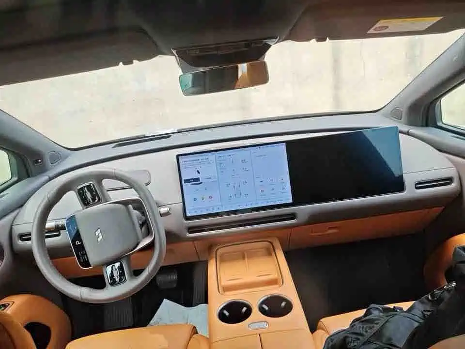 Li Auto Li i8 — миниатюра 4