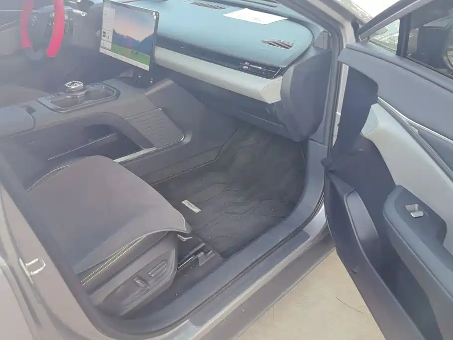 Toyota Toyota BZ5 — миниатюра 8