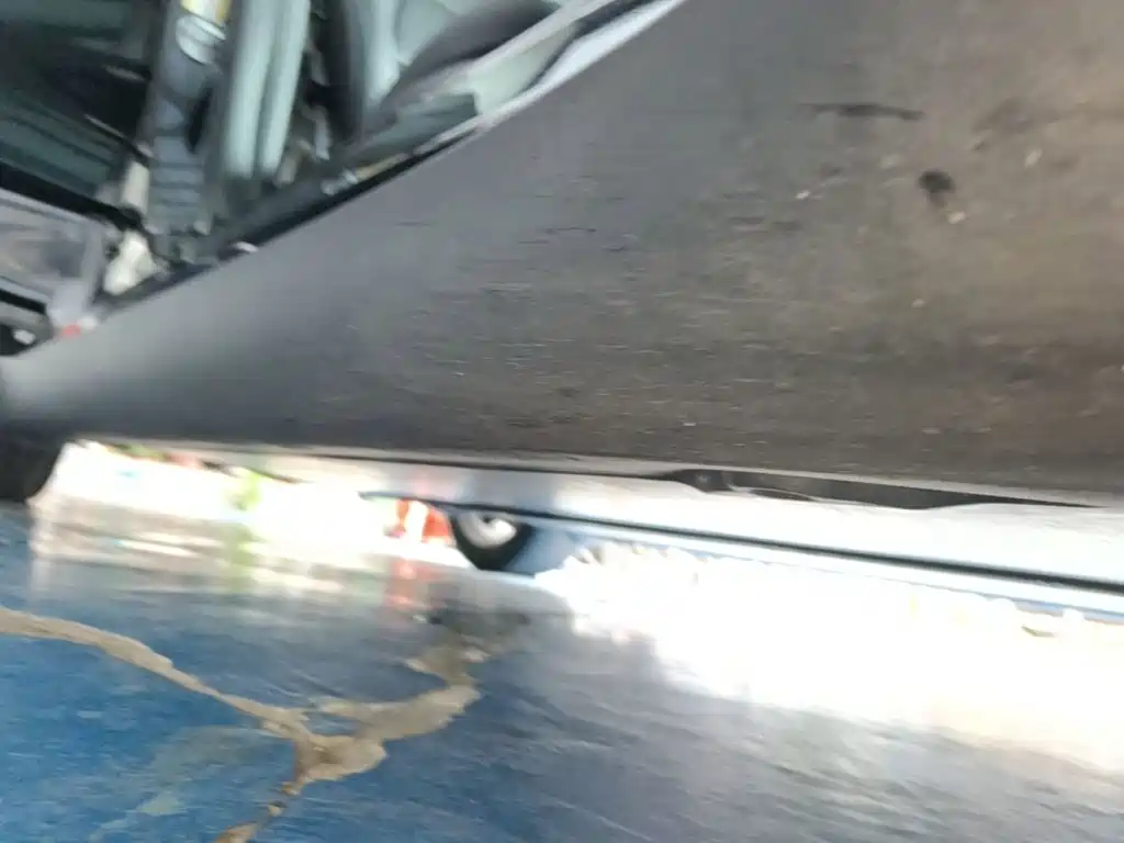 Tesla Model Y — миниатюра 21