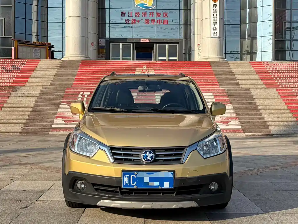 Venucia R50X — миниатюра 2