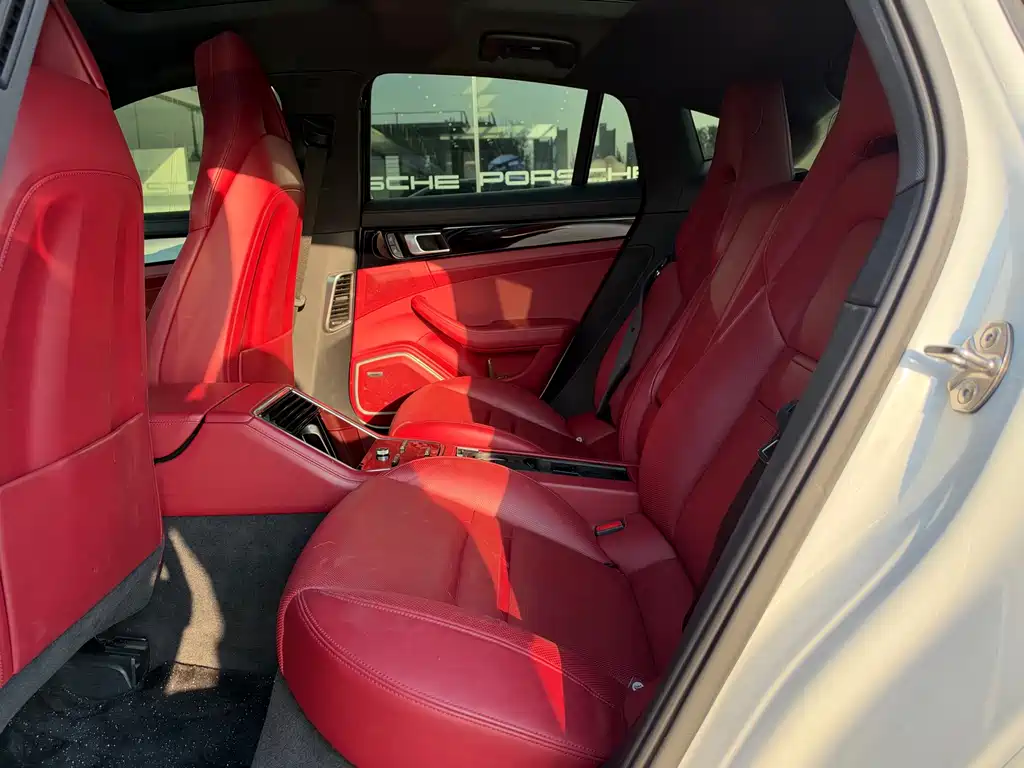 Porsche Panamera — миниатюра 12