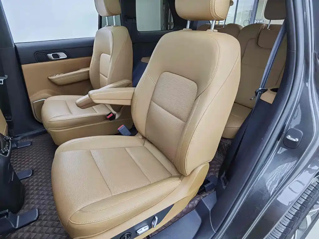 Li Auto Li ONE — миниатюра 9