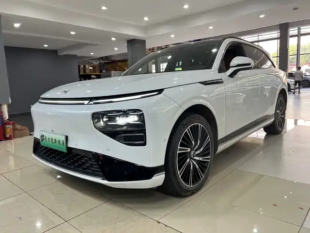 2023 Xpeng G9