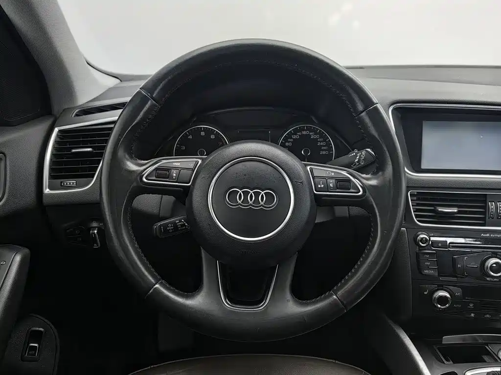 Audi Q5 — миниатюра 11