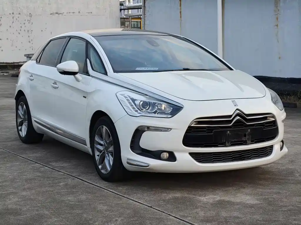 DS DS 5 — миниатюра 3