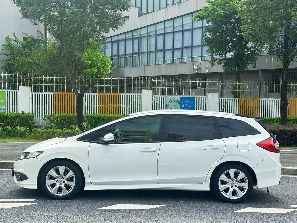 Honda Jade — миниатюра 3
