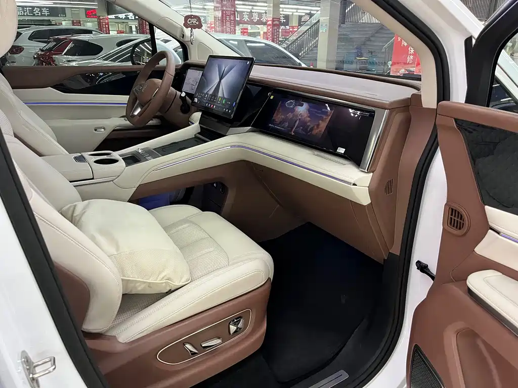 BYD Xia — миниатюра 8
