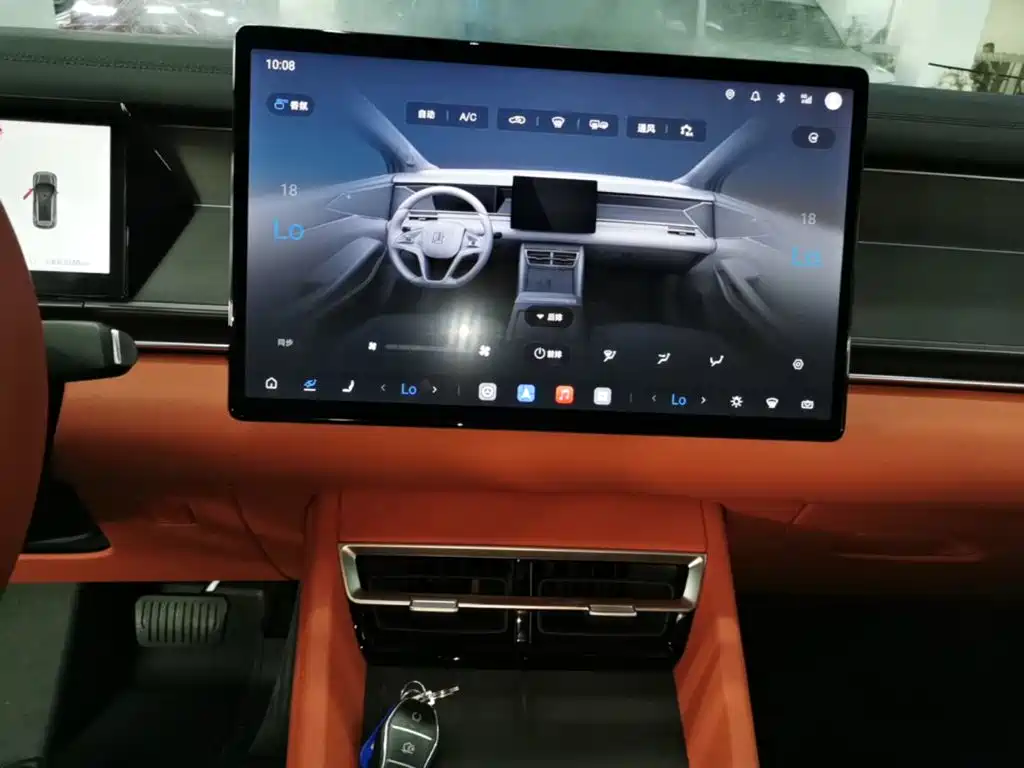 BYD Tang L — миниатюра 13