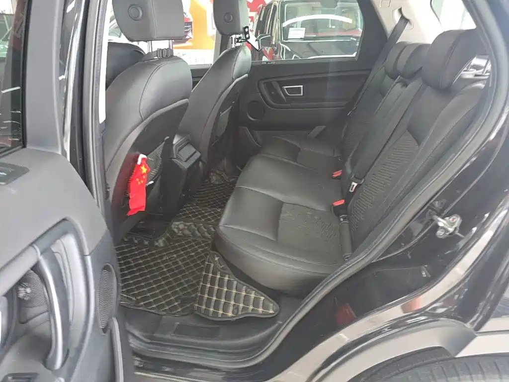 Land Rover Discovery Sport — миниатюра 22