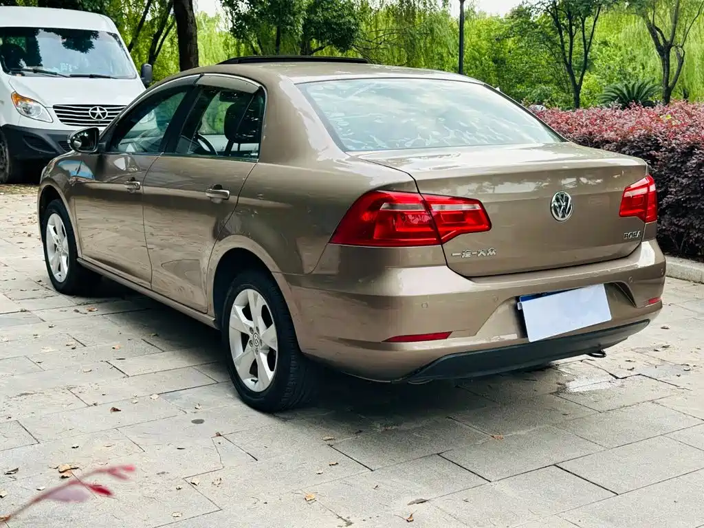 Volkswagen Bora — миниатюра 7