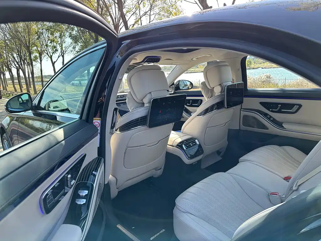 Mercedes-Benz S-Class — миниатюра 11