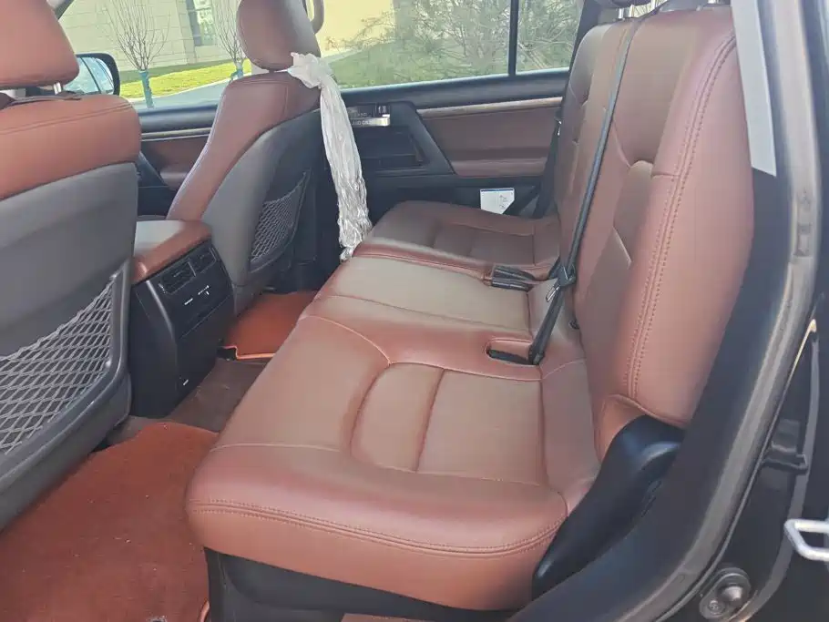 Toyota Land Cruiser — миниатюра 11