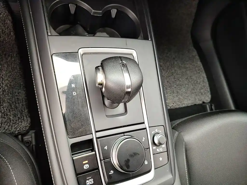 Mazda CX-30 EV — миниатюра 14
