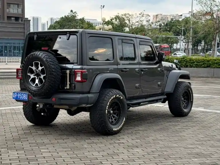 Jeep Wrangler — миниатюра 5