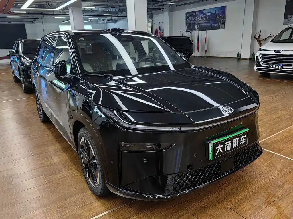 Toyota bZ3X - фото 3