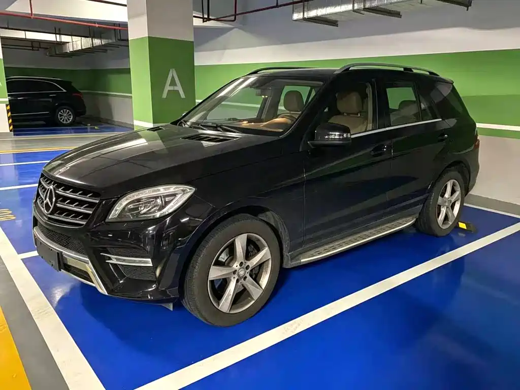 Mercedes-Benz M-Class 2015