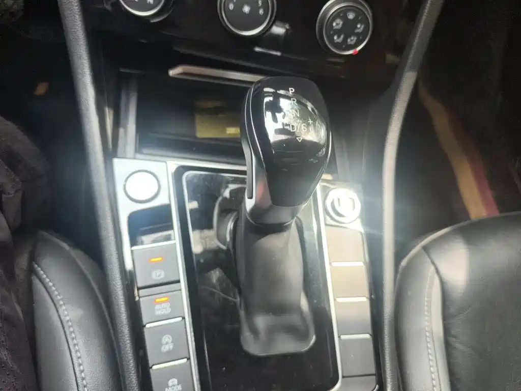 Volkswagen Sagitar — миниатюра 10