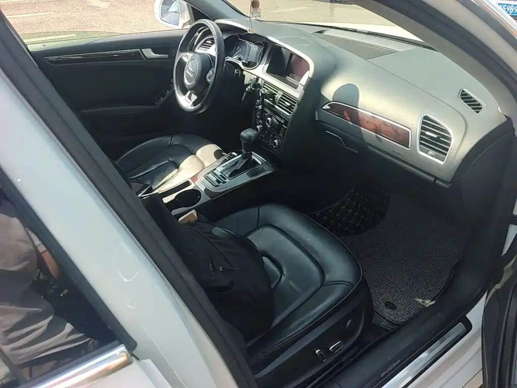 Audi A4L — миниатюра 17