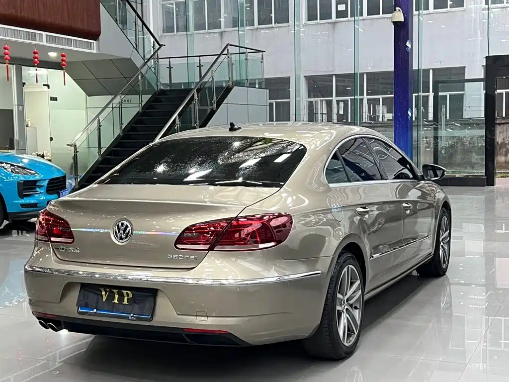Volkswagen CC — миниатюра 9