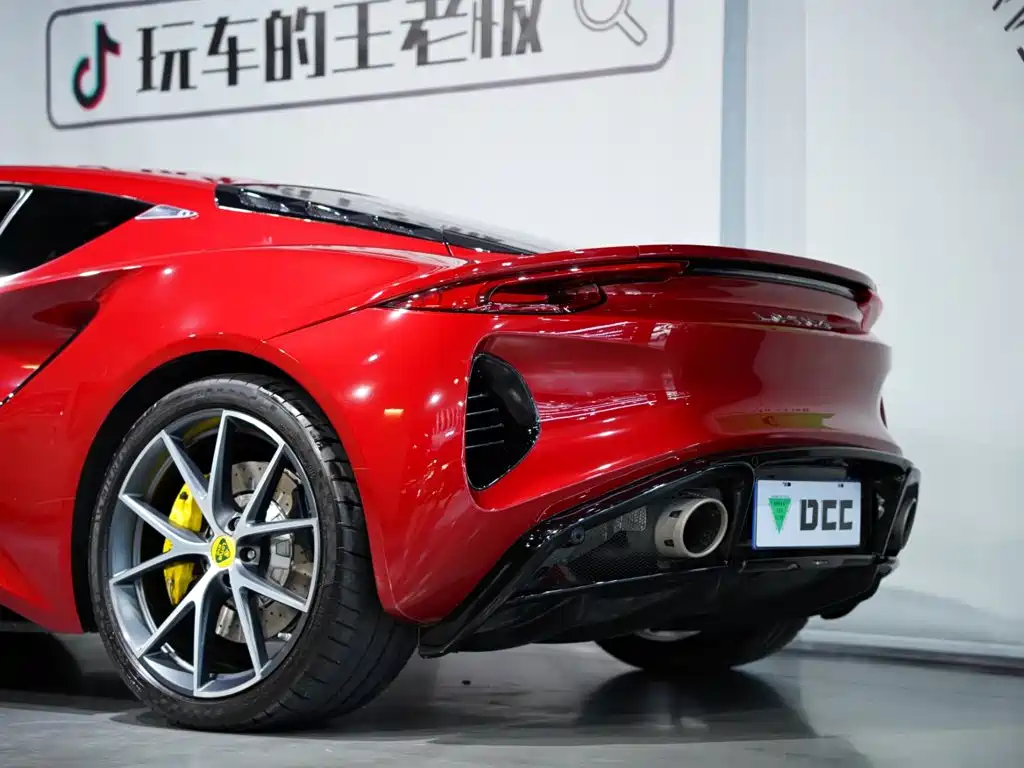 Lotus Emira — миниатюра 14