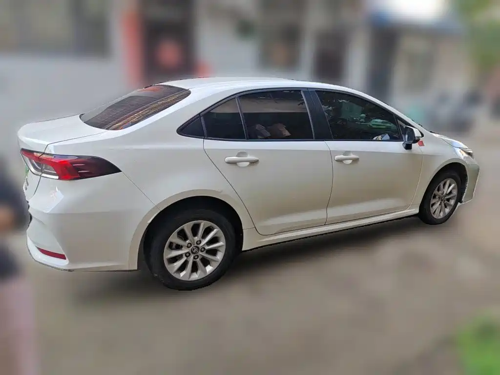 Toyota Corolla — миниатюра 4