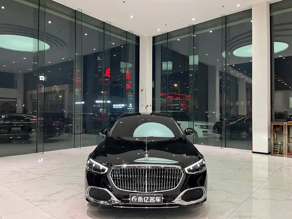 Mercedes-Benz S-Class 2024