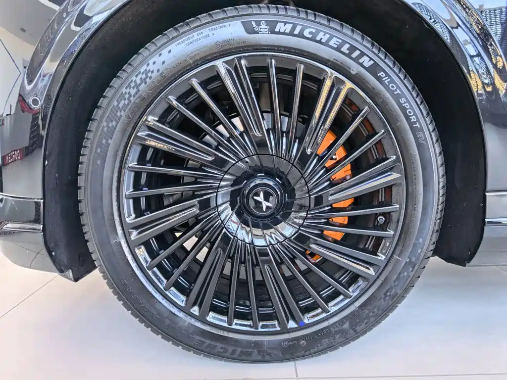 XPeng G9 — миниатюра 9