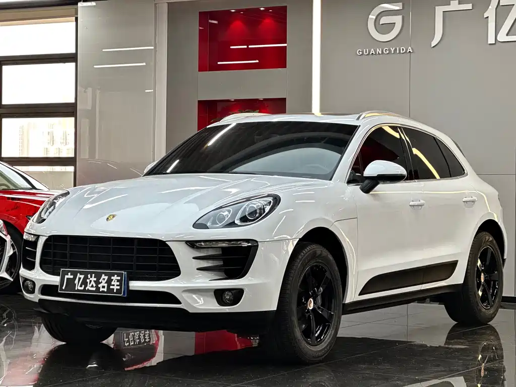 Porsche Macan 2015