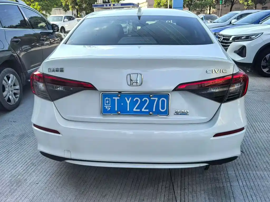 Honda Civic 2022 240TURBO CVT