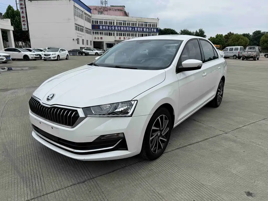 Skoda Rapid