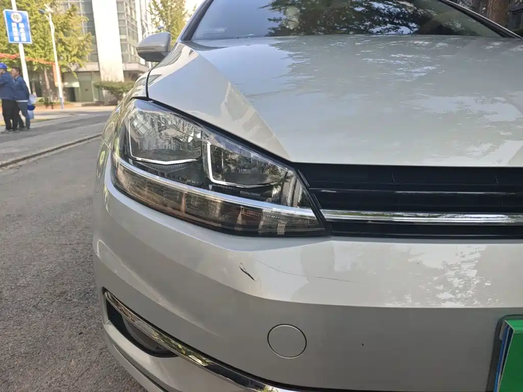 Volkswagen Golf — миниатюра 7