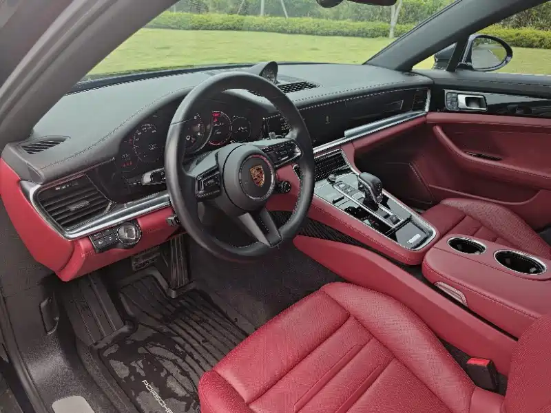 Porsche Panamera — миниатюра 10