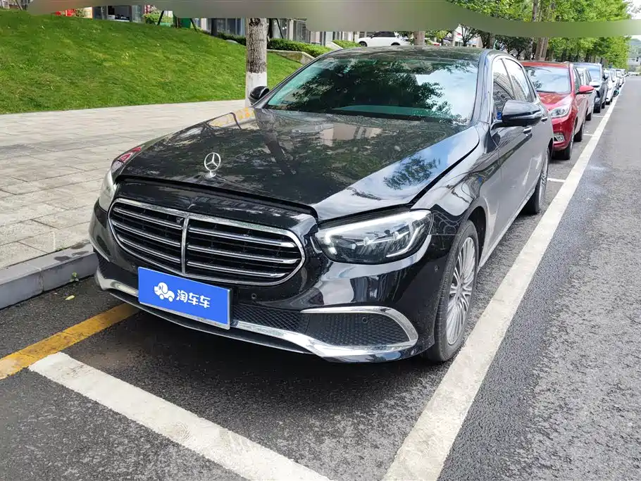Mercedes-Benz E-Class 2023