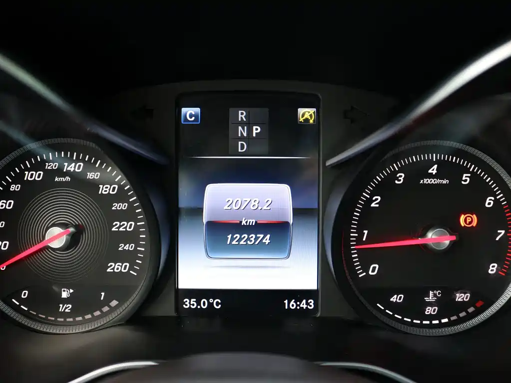 Mercedes-Benz GLC — миниатюра 19