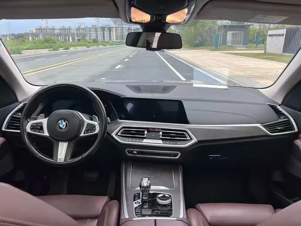 BMW X5 (Import) — миниатюра 7