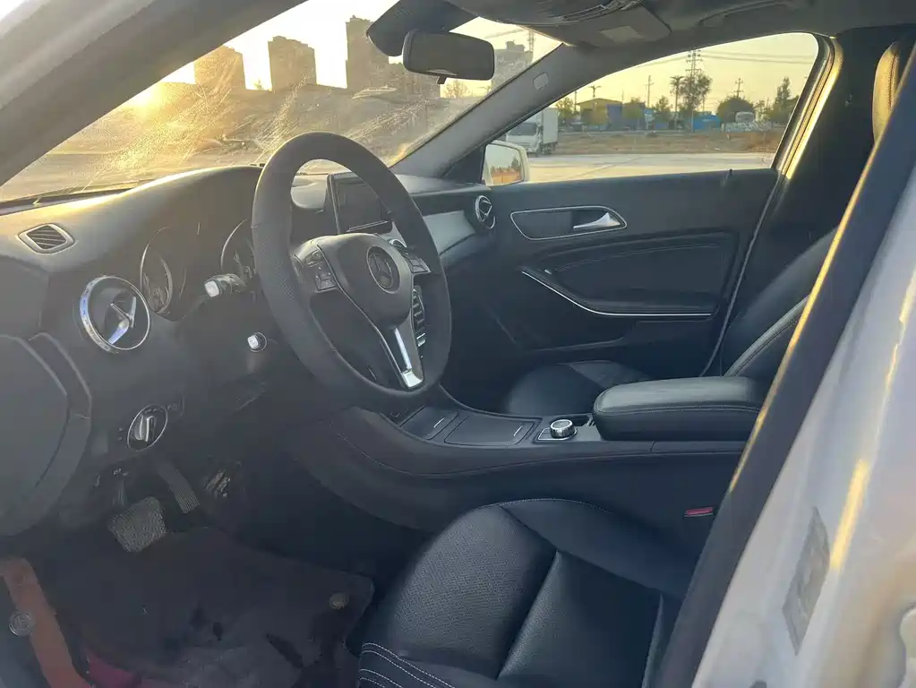 Mercedes-Benz GLA — миниатюра 4